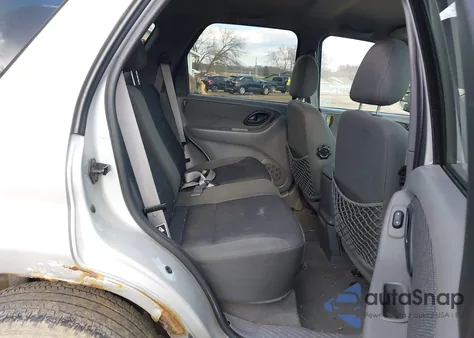 2002 Ford Escape Xlt из США, поврежденный, VIN 1FMYU03102KB64783